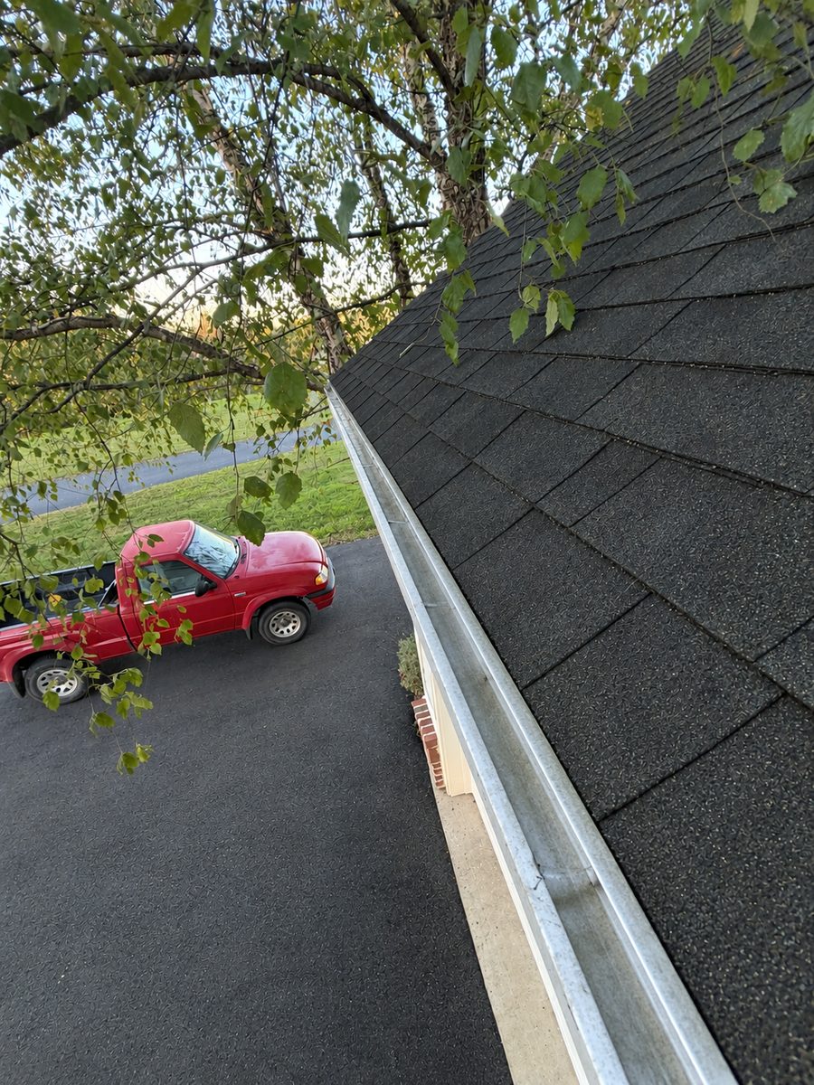 The same gutter after cleaning, cleared out